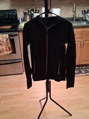 Sweaty Betty Black Zip-Up Hoodie